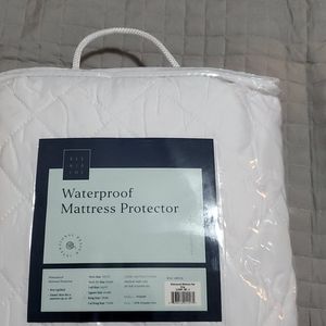 Waterproof Mattress Protector
